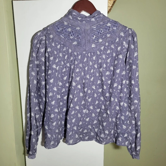 Love  shack fancy embroidered eyelet lace floral button blouse purple small - Picture 3 of 9